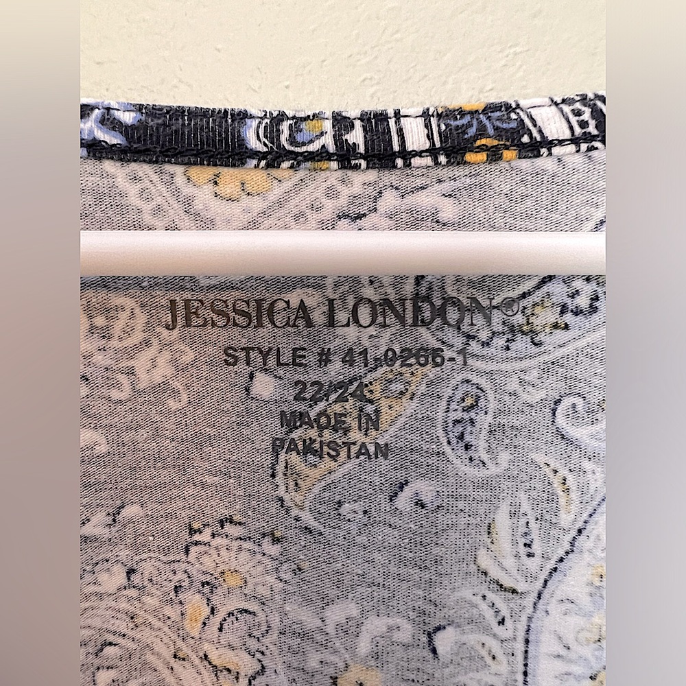 Jessica London Plus Size Stretch Square Neck Short Sleeve Tee! Size 22/24. - Picture 8 of 13
